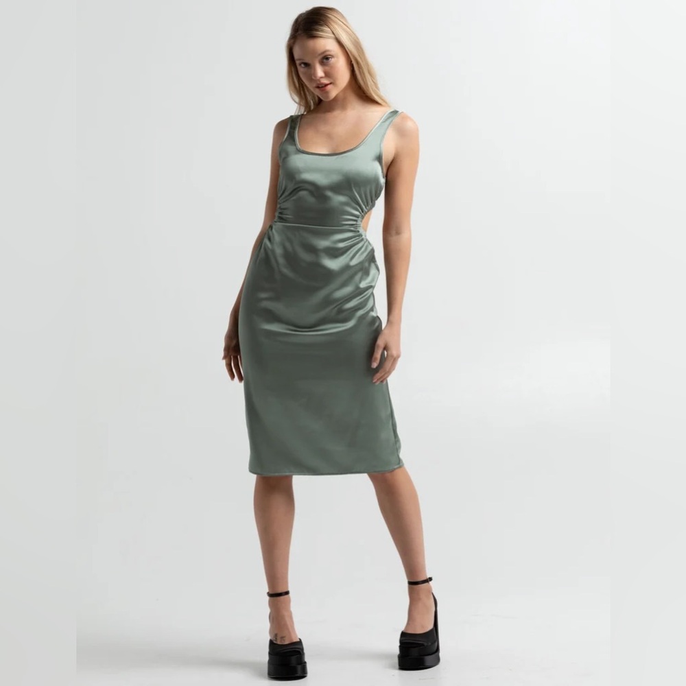 4th Reckless dress